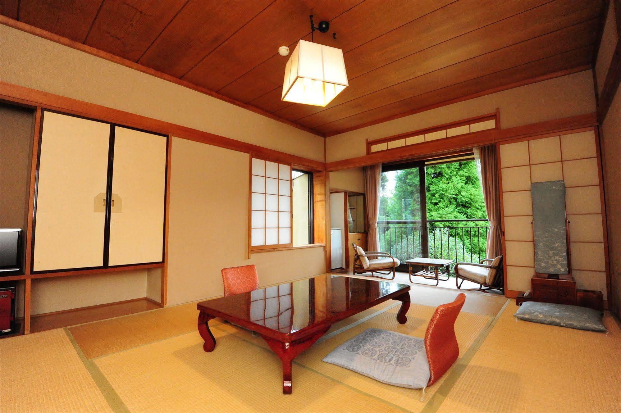 Kaiseki Ryokan Ashikari Yugawara Εξωτερικό φωτογραφία